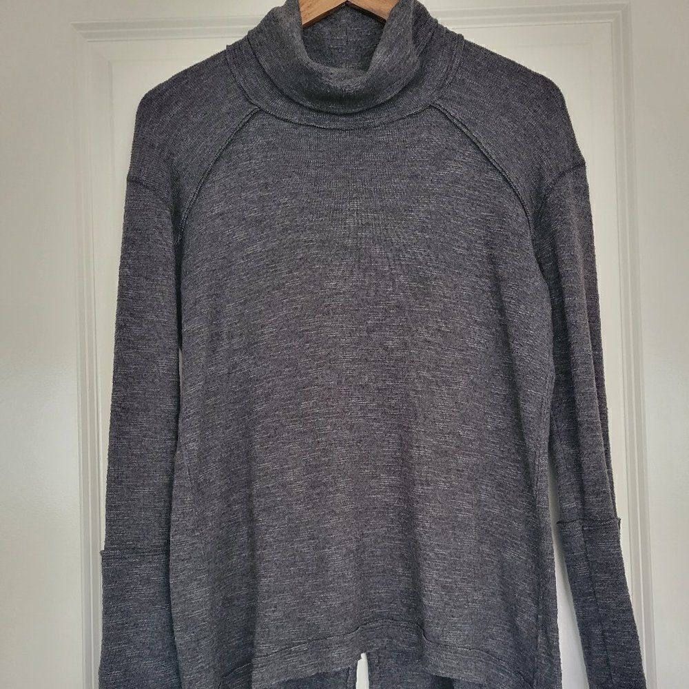 FREE PEOPLE We the Free Charcoal Split Back Turtleneck - Size M